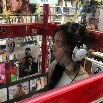 osengcumiitem's profile picture. jayalah gold, glory, money💸💰