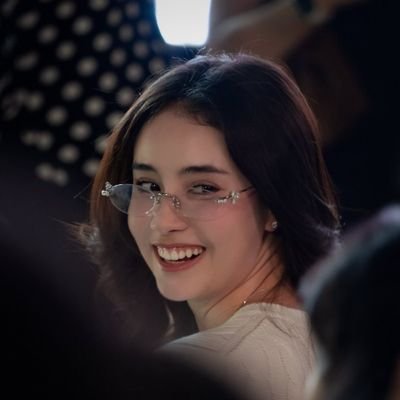 jaynabutnotofc's profile picture. For #aangelinaass 🐒