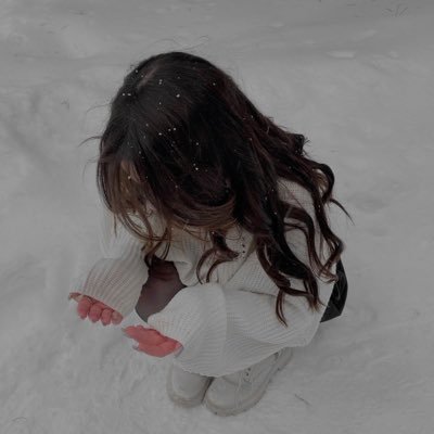 softxuwu's profile picture. chapter one: I ghosted reality. ༯