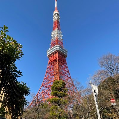 v2hhLwUT6U42283's profile picture. 政治の話用 最近の日本政治に対する危機感がヤバい 中道右派のはずなんですけど最近の右を名乗る人達の話が理解できない フォロバ頑張りますのでフォローしてほしいです！