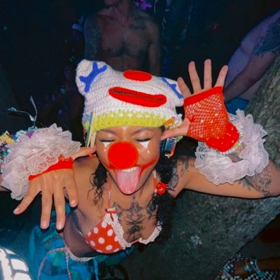 __myaswrld's profile picture. ily all, ur beautiful, & never forget that evry1 is a princess… eee