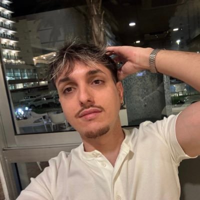 ivannglew's profile picture. 