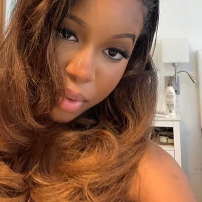 TheyWorshipBee's profile picture. LF Verified 🪪 | Professional Wallet Drainer 💸 I’m addicted to money, and you’re addicted to me. Soft Domme🤍 | findom. ……………………………..👇