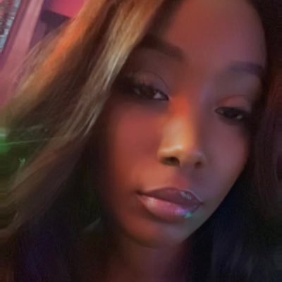 DarkModelchick's profile picture. Cali born lovin life just a girl that loves life😋😋Tall cool & chocolate ......maryjanelover🍃 I COOK AND JUST BE CHILLIN 😎 ❤️