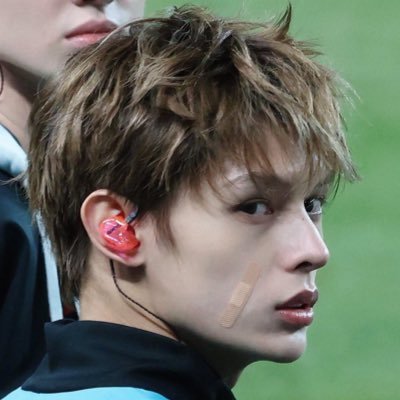 CE69INE's profile picture. 