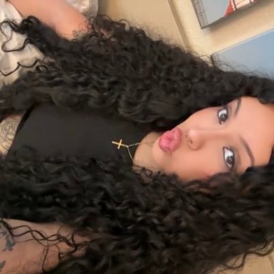 jennaivyy's profile picture. not @jenoncloud999