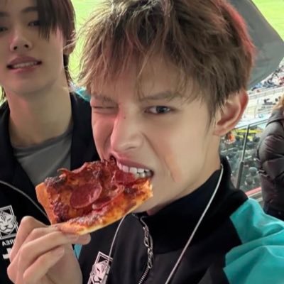 gihanju_'s profile picture. 𖦹 ۫։ຼ BTS, SKZ, TXT, SVT, ENHYPEN, CORTIS and STBVꜜ. ఌ︎