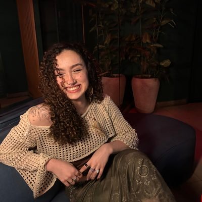 mononokeprincs's profile picture. mística e esculpida por deusas 🪷