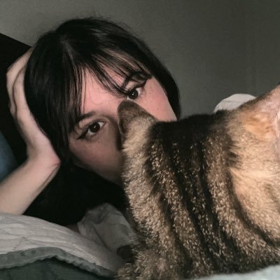 bipqnics's profile picture. 24🫧 hopeless romantic