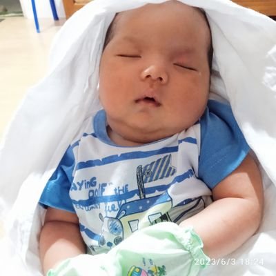 rahuluisa123's profile picture. The rich are getting richer while the poor are...