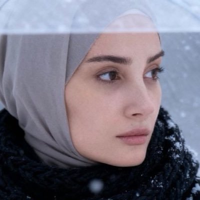 juheyman's profile picture. Anne/ Mütercime/ / Filoloji / Arapça-Urduca “Uyrukların içinde uygunsuz biriyim”