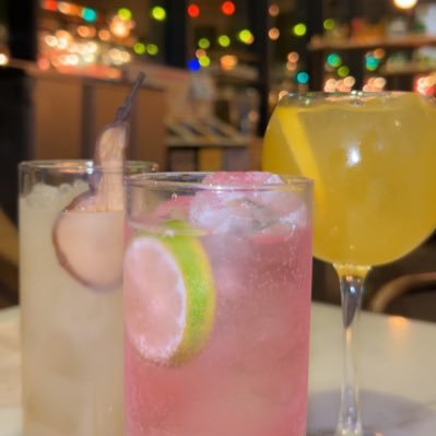 ainsivalavie0's profile picture. la vie doit être vécue