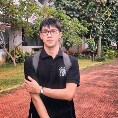 omiomio2k3's profile picture. ga main aplikasi date apapun ya