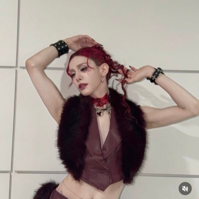 Runelovescheese's profile picture. 18 🦝 ~ pothead who luvs yummy treats ~ any pronouns (she/they preference) MASSIVE HOMO!! minsung enthusiast-big yapper 🫶 saw skz twice!!