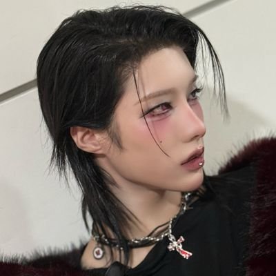 lovruruz's profile picture. ₊⊹ for XLOV ⋆ #하루 ⋆ she/her, 26 ⋆ pan ⊹₊