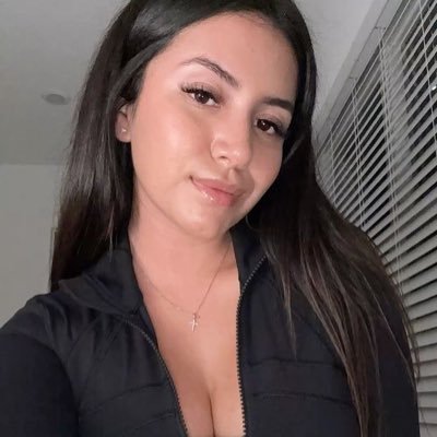 DreamyDove3's profile picture. I do a full naked body massage and has a happy ending ❤️💕💗