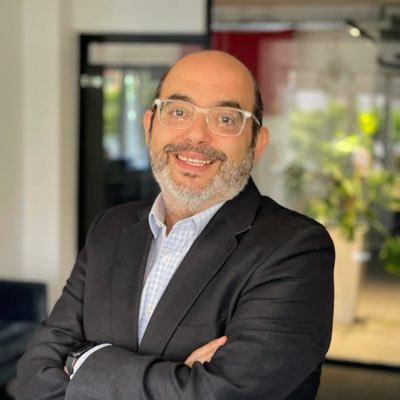 othmaneghailane's profile picture. Spécialisé dans le Brand Marketing, j'accompagne les organisations et les marques pour développer leur image, aussi bien sur le fond que sur la forme.