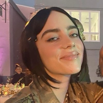 archstudys's profile picture. estudante de design gráfico • #studytwt