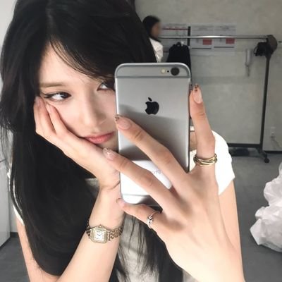 IVEPINKWINS's profile picture. i vote #IVE for the #2025MAMAVOTE