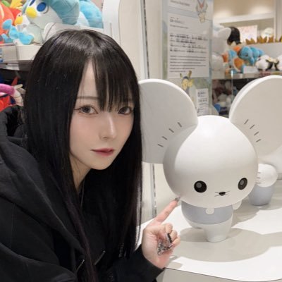 imyorum's profile picture. 紫💜@0w0yorum|香港出身の留学生|永遠の黒猫|4ヶ国語話せます|猫とゲームが好き|私を好きな人が大好き|Aespa Winterのオタク❄️