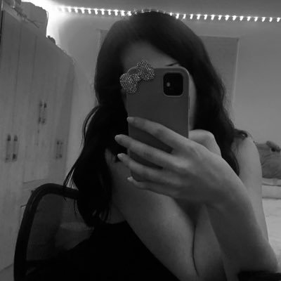 angelitieess's profile picture. untouchable 🐈‍⬛