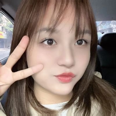Xinyi_2324's profile picture. 欣怡酱吖 含糖时间：2018.6.14  身高167 体重 58  年龄21  胸D 杯，常驻桂 沪 #mtf #TS #四爱 #药娘  #双性恋 （有啥问题直接留言就行）我的三围：906194大号无了 @Llve_xinyi 小号 @yaoniangxinyi  （不线下）