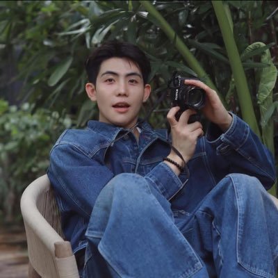 thanaboat_'s profile picture. 