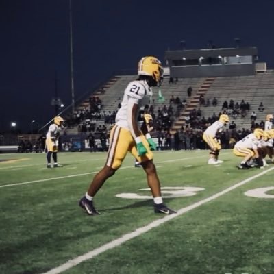 JBushnell2026's profile picture. ⭐️⭐️⭐️ #21| WR| 2026 | Iowa High School | Dual-Sport ATH 🏀🏈 | Ht: 6003 (c) , Wt: 185 LBS (c)| 3.0 GPA | @4thQuarterM7v7 Junior Film 🎞️ 👇🏾