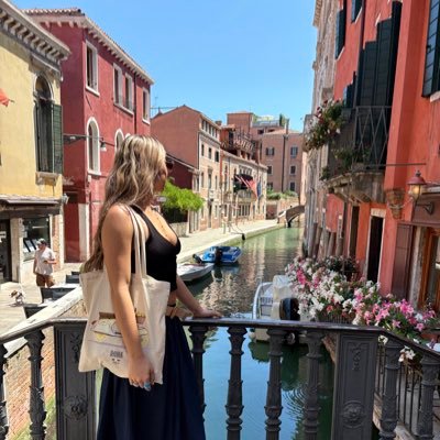 jolieedani's profile picture. uipr