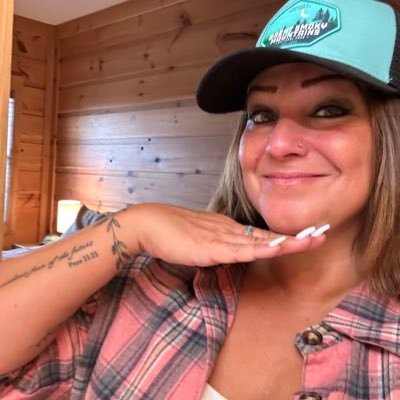 emrachelz's profile picture. diehard Cheesehead. Italian; can’t talk without using my hands. Virgo. phish, beachin, cookin, Bucks in 6. sober in south FL.