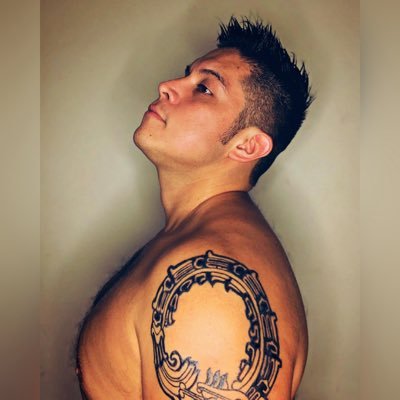 AlvarRock's profile picture. Abogado. Joto 🏳️‍🌈. Mutant and Proud. Ravenclaw in the streets, Slytherin in the sheets. Xalapeño. Fortnite: AlvarRock14 https://t.co/1StQG5dXOy