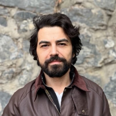 kaanmuratyanik's profile picture. •Butimar (2015) •Uzakların Şarkısı (2017) •Dünyasızlar (2020)              •Sular Üstünde Gökler Altında (2023) https://t.co/FUkjw4Hlr7