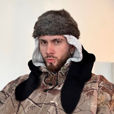 calmcintyre's profile picture. Photographer ♰ Director