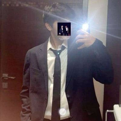 pratyush_vibe's profile picture. 20 | Shitposting 🌙 | Nonchalant