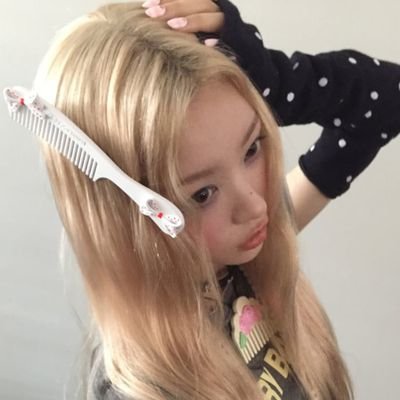 Amaryhllis's profile picture. They. Upon a flower, these scattered rose-leaves form true image of a soul.