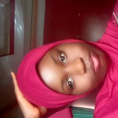 binturassoul's profile picture. Étudiante en technologie agroalimentaire 🌿 .