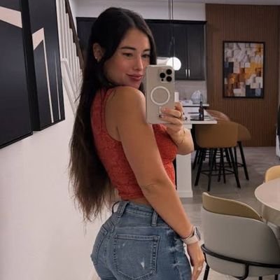 CynthiaHal71418's profile picture. Life is a teacher 💞💞Do what makes you happy 💞💕Happiness is free ❤️