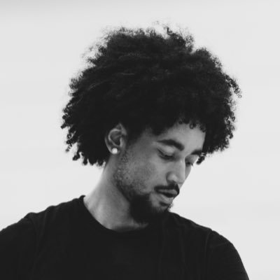 tchat04's profile picture. 3.