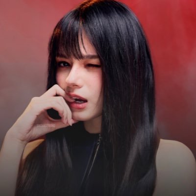 srchastrong's profile picture. 