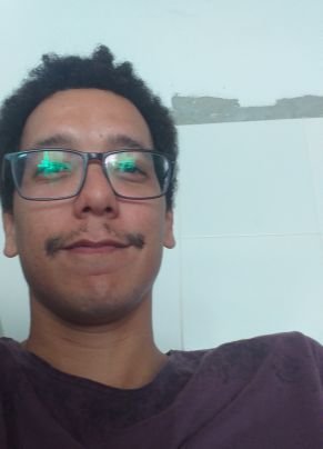 eric_santiag's profile picture. Minha vida é tão interessante quanto uma embalagem de xampu.