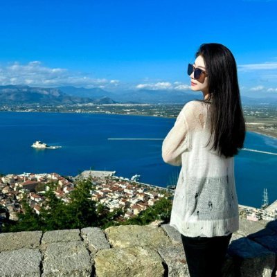 nengcuabby's profile picture. Happiness comes after hardship