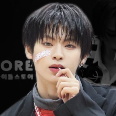 hwigem's profile picture. #앰퍼샌드원 #엠시엔디 #루네이트 #엠빅 | big multi ୨♡୧