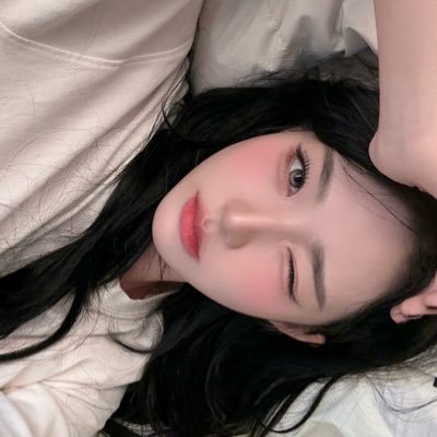 rosiesngirl's profile picture. fan acc • taylor swift, animales, rosé, xinyu, tripleS, arte & ggs ❤️‍🩹