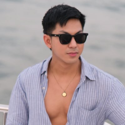 KrizlanVallido's profile picture. Thomasian 🐯