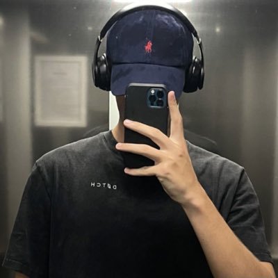 heyrin__'s profile picture. Sendor?