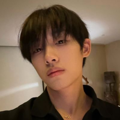 makeawish1303's profile picture. dk shit about astrology but yes im a pisces
also yeorobun follow me on my other aespa acc - @aerigantz