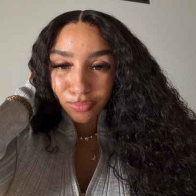 selineex__'s profile picture. i like to yap