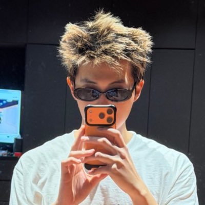 benzz_jh's profile picture. ใครคิดไม่ดีกับ @bts_twt ขอให้ตกนรก