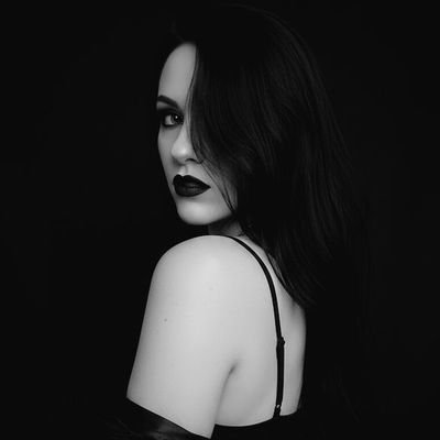 ladymidnightxxx's profile picture. 