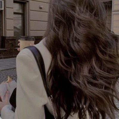 GhdwS22242's profile picture. إمـرأة داخـلهـا حُـزن وخـارُجـهـا جمـُـود 🤍